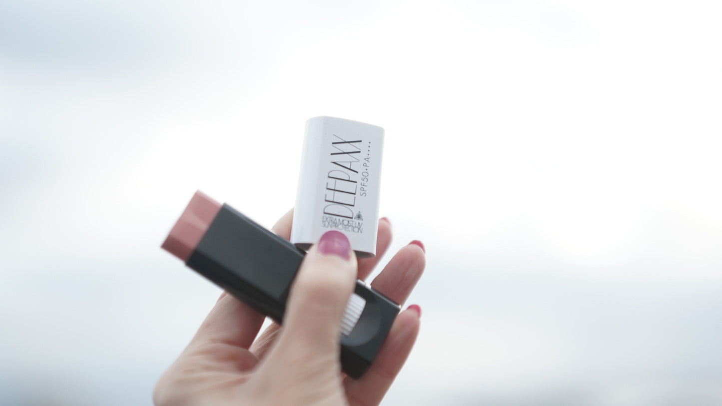 DEEPAXX Travel Set — エニタイム・エニウェアの旅するケアセット —